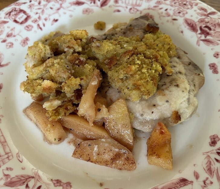 Pork Chops with Apples and Stuffing